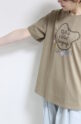 ロージー（ROSIEE） 刺繍×プリントチャームイラストTシャツ／ベージュ