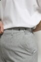 フォンタナ（FONTANA）リネン混ストレッチ九分丈パンツ／グレーストライプ
