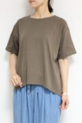 シロデラボンテ(siro de labonte)ボートネック大人Tシャツ/ブラウン