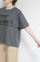 アンカルネ（Un carnet）ロゴ刺繍Tシャツ／グレー