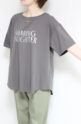 アンナケリー（Anna Kerry）メタリックプリントＴシャツ／チャコールグレー