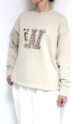 ノンブルアンペール(NOMBRE IMPAIR）ロゴワッペン付き裏毛クルーネックプルオーバー／ベージュ