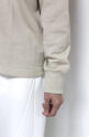 ノンブルアンペール(NOMBRE IMPAIR）ロゴワッペン付き裏毛クルーネックプルオーバー／ベージュ